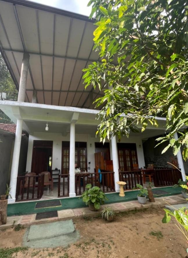 Bed and Breakfast Pasan Guest à Ella Extérieur photo