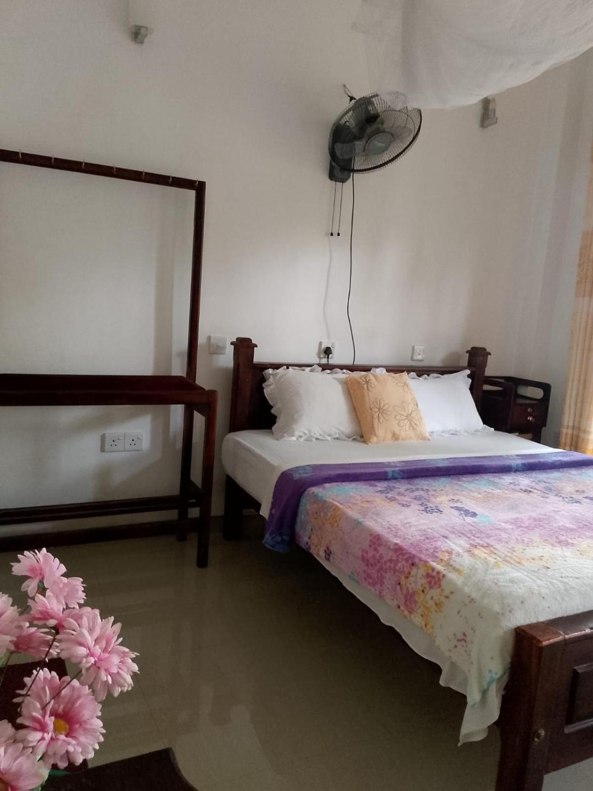 Bed and Breakfast Pasan Guest à Ella Extérieur photo