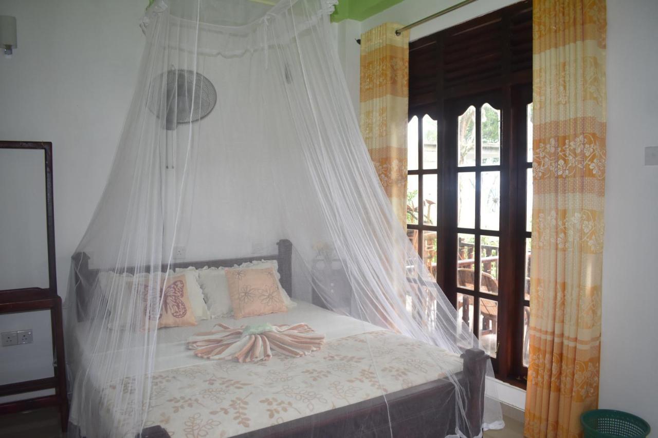 Bed and Breakfast Pasan Guest à Ella Extérieur photo