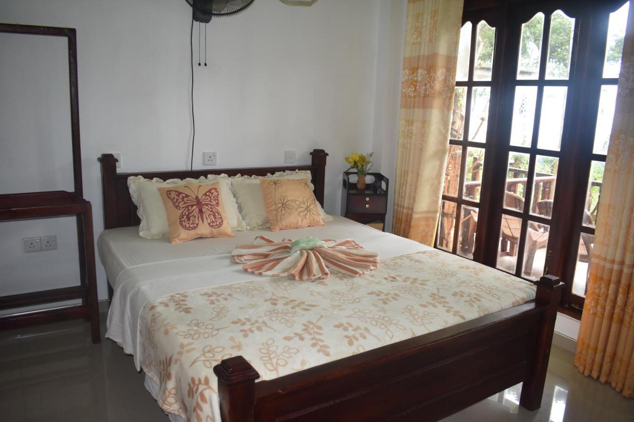 Bed and Breakfast Pasan Guest à Ella Extérieur photo